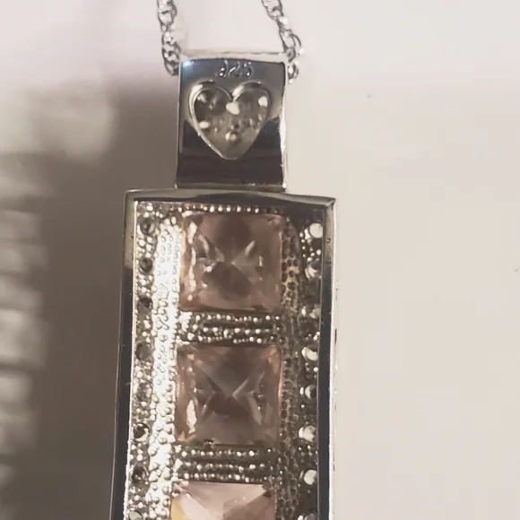 Sterling Silver & Light Pink White CZ Pendant Necklace Excellent Condition - Picture 3 of 5